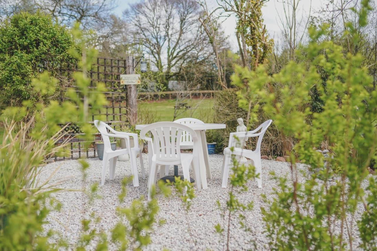 'The Cottage' オークハンプトン エクステリア 写真
